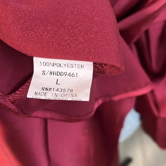 Bubble Sleeve Satin Wrap Dress Burgundy, Size L - Picture 8 of 9
